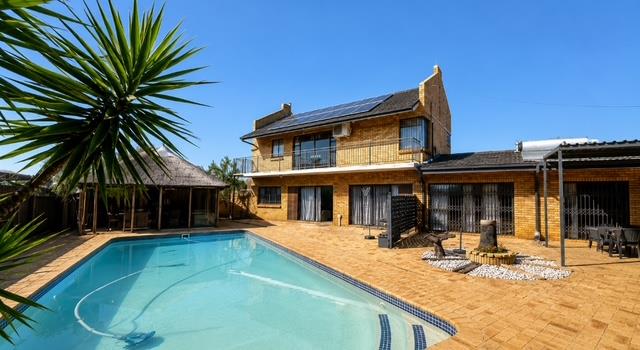 6 Bedroom Property for Sale in Dan Pienaar Free State